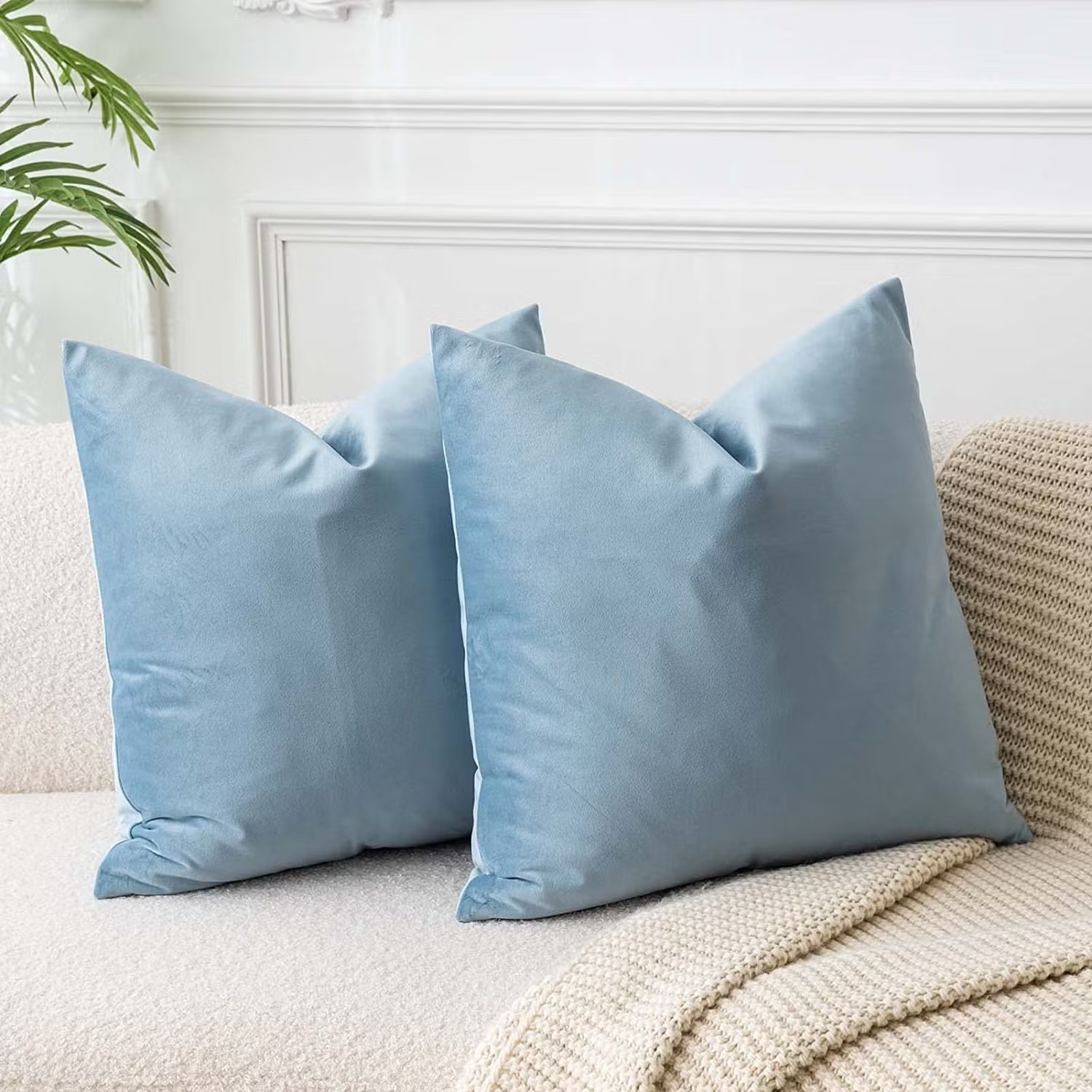 Gối trang trí vuông nhung sang trọng cho ghế sofa ảnh 4
