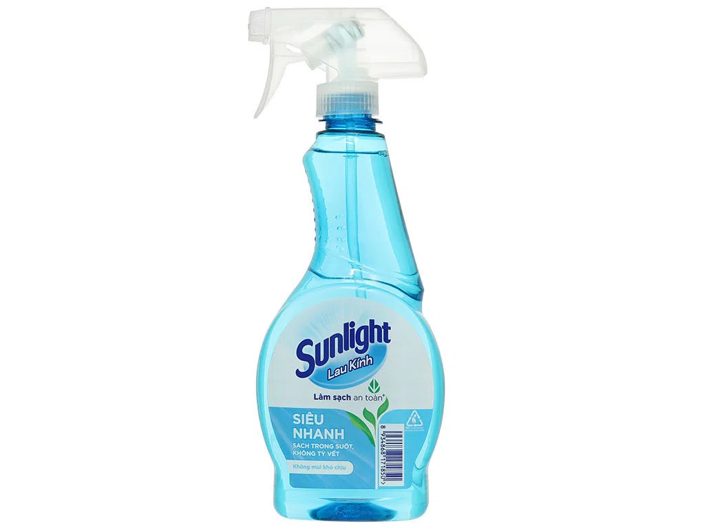 Nước lau kính siêu nhanh Sunlight chai 520ml