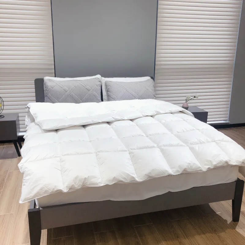 Chăn bông ngủ bằng len tự nhiên ảnh 2